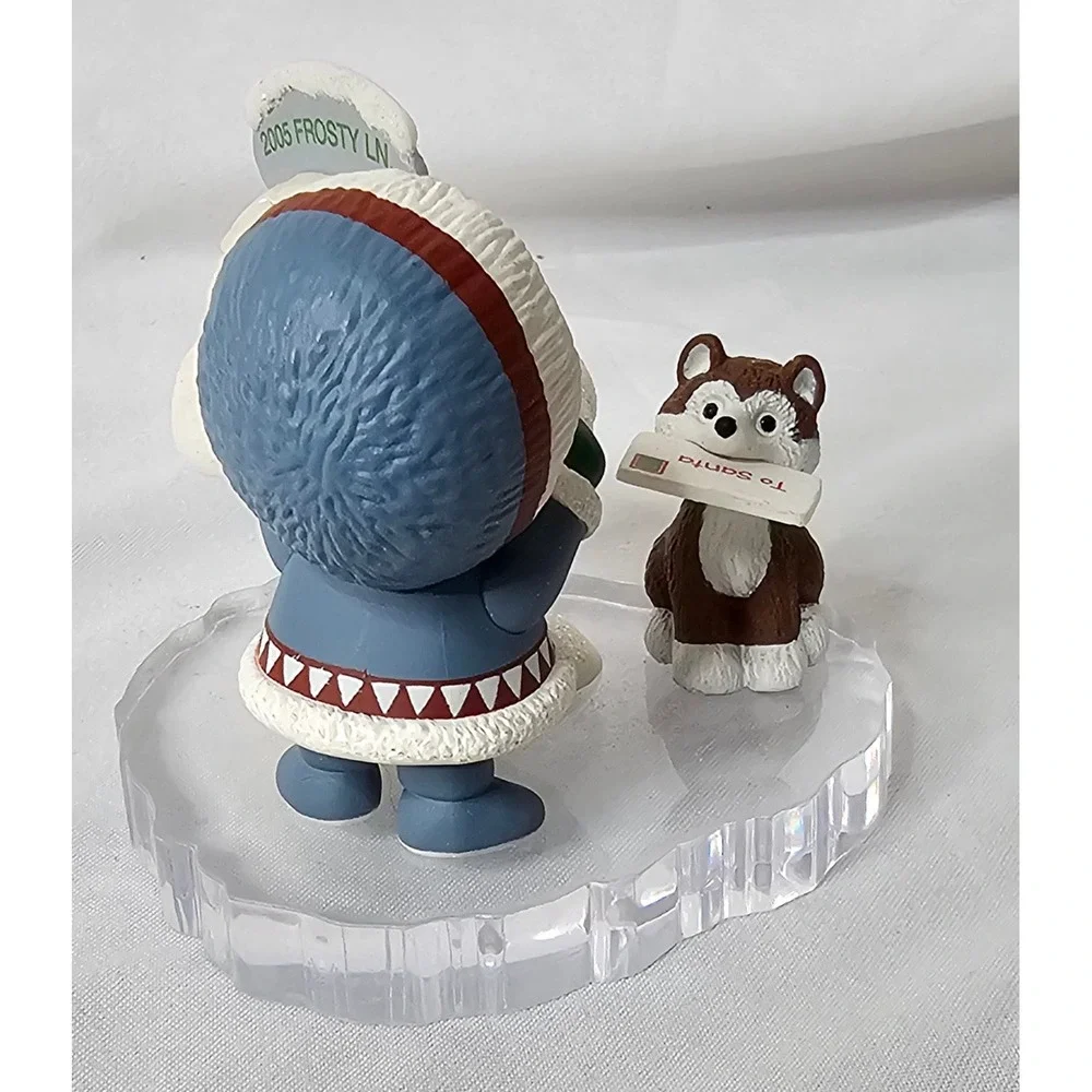 Hallmark Frosty Friends 2005 Ornament Blue White Husky Igloo Santa Letter 26th